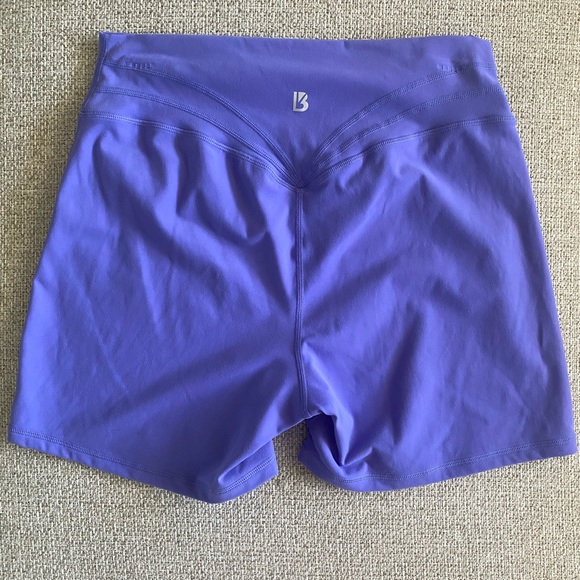 Buffbunny Legacy 4 inch Shorts in Very Peri - Picture 3 of 6